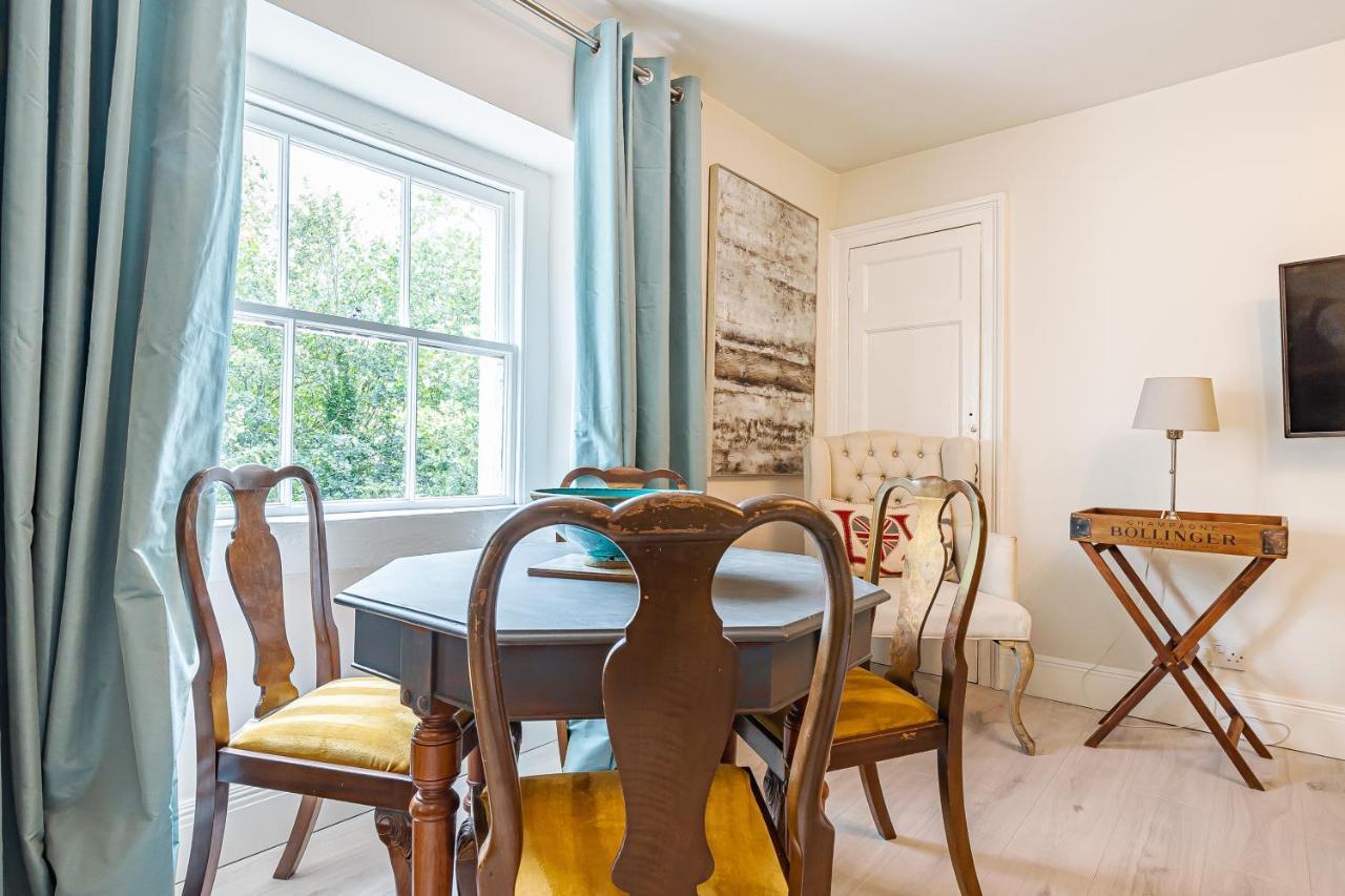 Apartment Charming Two Bedroom Maisonette Bath